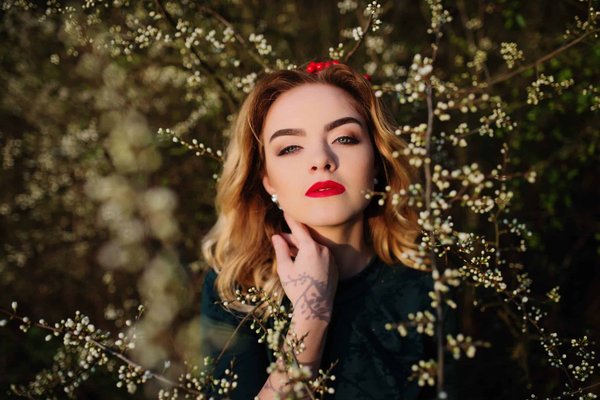 What's the Best Way to Style a Velvet Midi Skirt for a Sophisticated Board Meeting?